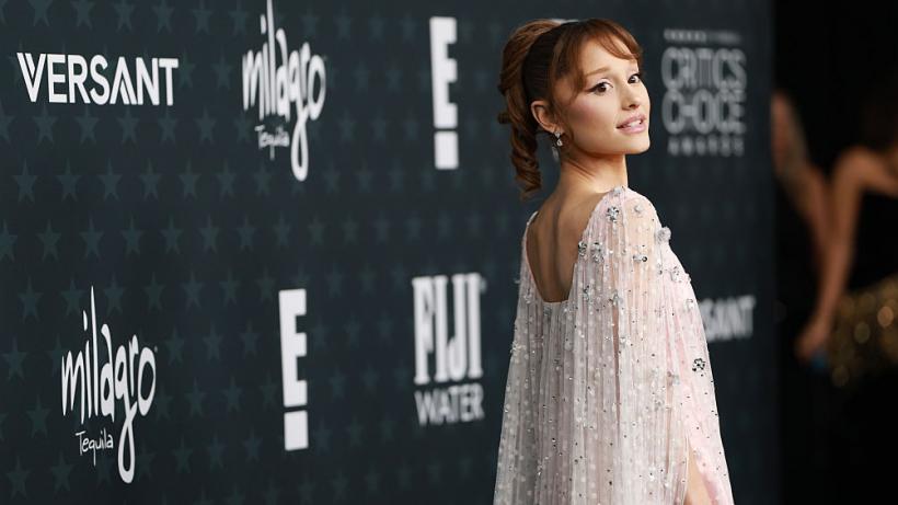Ariana Grande se retrage din viața publică și renunță la un musical la Londra, după valul de comentarii privind starea sa de sănătate