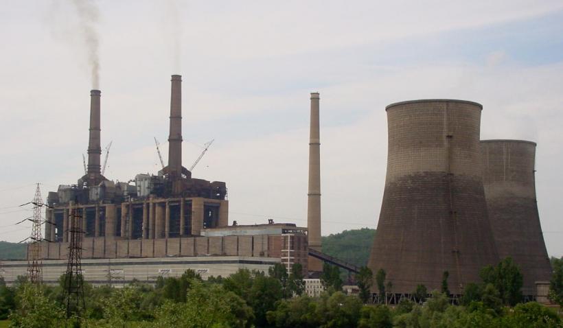 USR cere vot de urgență pe legea responsabilității în energie, blocată din 2022: „Acolo unde trebuiau să fie centrale pasc vacile”