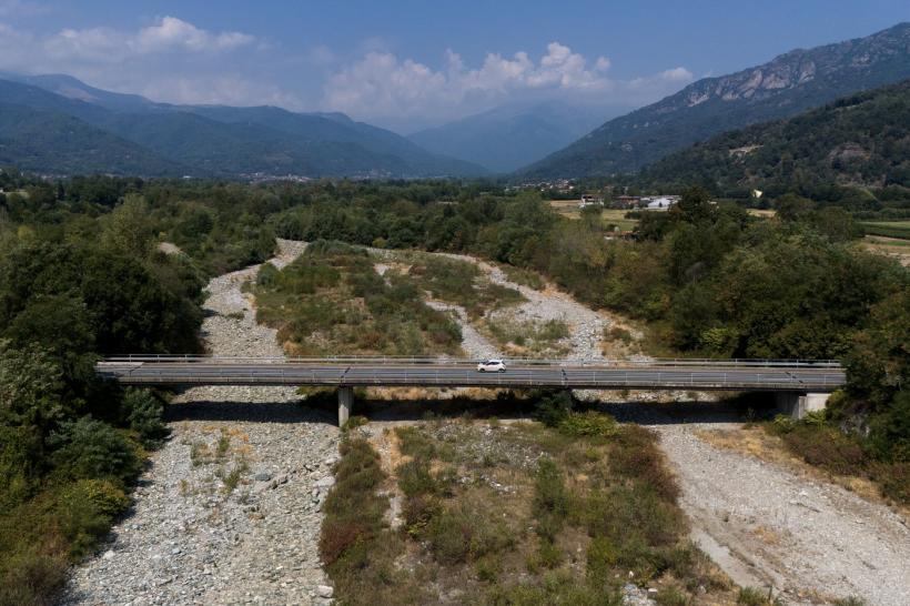 Cel mai lung râu al Italiei se evaporă: Pe râul Pad apar insule uriașe cu vegetație, iar apa sărată amenință o importantă deltă