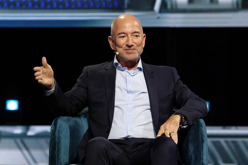 Jeff Bezos vrea să vândă 15 milioane de acțiuni la Amazon. Valoarea lor e în scădere