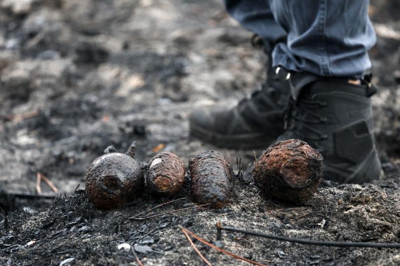 "Sunetul războiului" în sudul Franței. Incendiile au detonat sute de proiectile din Al Doilea Război Mondial, din depozite ascunse