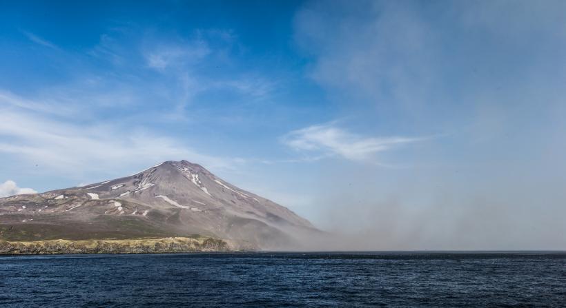 Cum a provocat o vizită a lui Putin reaprinderea unui conflict între Rusia și Japonia, vechi de 150 de ani