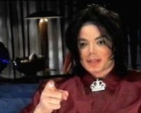 Michael Jackson îşi lansează noul album pe Net