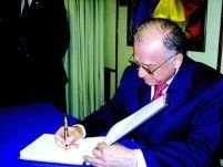 Ion Iliescu, lider politic şi la 77 de ani