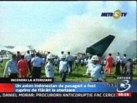 Indonezia. Avion în flăcări & un nou seism