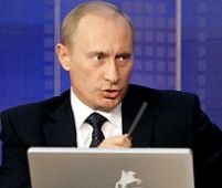 

Putin este cu ochii pe mass-media şi Internet