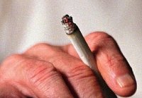 Statul ajută fumătorii să renunţe la viciu
