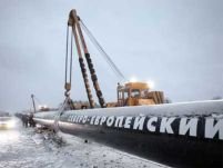 Rusia taie Marea Caspică cu un nou gazoduct
