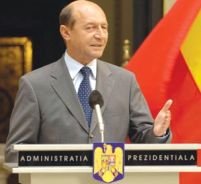 Băsescu: şefia SRTv este obiectul unui troc politic PNL-PSD