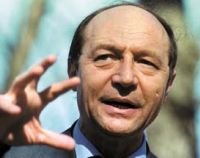 Băsescu: Nu Geoană este problema PSD, ci Iliescu