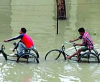 India - peste 3 milioane de sinistraţi din cauza inundaţiilor

