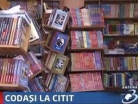 Televizorul şi Internetul i-au îndepărtat pe români de biblioteci