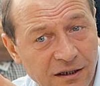 Traian Băsescu şi-a invitat colegii de facultate la vila de la Neptun