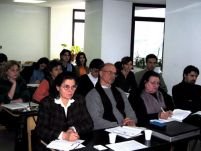 Doar 184 de profesori români vor să plece în Spania şi Italia
