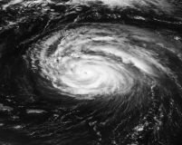 Uraganul Felix ameninţă Insulele Caraibe şi Mexicul