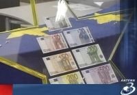 Moneda euro a depăşit pragul de 3,3 lei