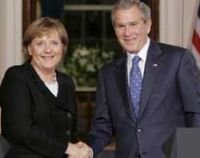 Angela Merkel şi George Bush caută soluţii diplomatice în problema Irakului