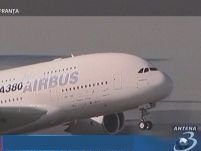 Un avion Airbus A340 s-a ciocnit de un parapet în Franţa