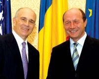 Nicholas Taubman l-a vizitat pe Traian Băsescu, după consultările de la Cotroceni