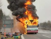 Violenţe în Spania. Un autobuz a fost incendiat