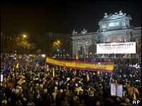 Proteste în Madrid faţă de ETA şi guvernul socialist al lui Zapatero