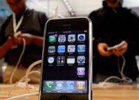 iPhone, un telefon care ridică ştacheta în industrie  