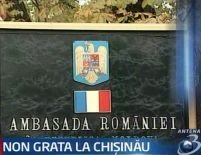 Doi diplomaţi români au fost declaraţi persona non grata în Republica Moldova