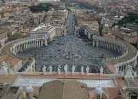 Vaticanul alungă vânzătorii evrei de suveniruri din Piaţa Sfântul Petru