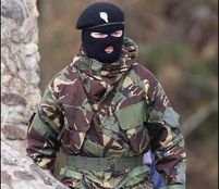 Armata Republicană Irlandeză plănuieşte un val de atentate 
