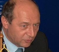 Băsescu a promulgat bugetul asigurărilor sociale pe 2008
