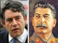 Gordon Brown, acuzat că rescrie istoria "în stil stalinist"