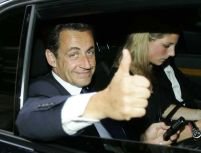 Popularitatea preşedintelui Nicolas Sarkozy este în scădere