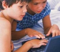Jocurile de calculator ar trebui interzise copiilor sub şapte ani