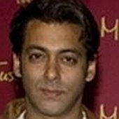 Salman Khan, sancţionat de clerici pentru că s-a lăsat imortalizat în ceară