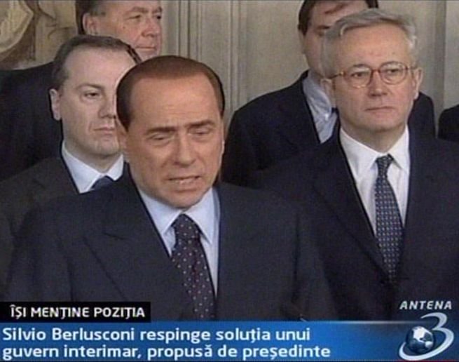 Criză politică în Italia. Berlusconi refuză un guvern interimar