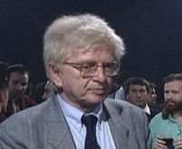 A murit jurnalistul Max Bănuş 