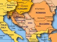 Efectul Kosovo: Transportatorii bulgari, obligaţi să tranziteze România