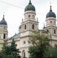 Scaunul de mitropolit al Moldovei şi Bucovinei disputat de doi candidaţi