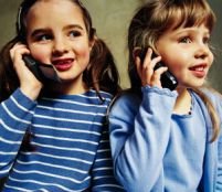 Telefoanele mobile pot duce la apariţia unor tumori, în cazul copiilor