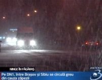 Ninge puternic în Făgăraş. Se circulă cu dificultate între Braşov şi Sibiu