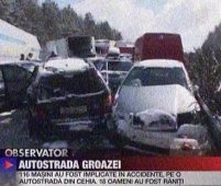 Cehia. Peste 100 de maşini implicate într-un accident în lanţ <font color=red>(VIDEO)</font>