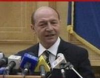 Băsescu: Ford ţine în secret anexele contractului de privatizare
