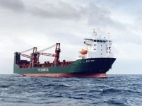 O navă s-a scufundat în apropiere de Hong Kong. 18 marinari sunt daţi dispăruţi