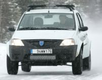 Primele fotografii cu viitorul SUV de la Dacia <font color=red>(FOTO)</font>