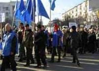Procesiune religioasă anti-NATO la Kiev
