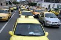Taximetriştii din Bucureşti au intrat în a treia zi de protest