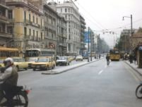 Atena. O româncă este acuzată că a aruncat pe geam un copil de trei ani