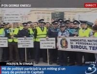 Mii de poliţişti au participat la un miting de protest în Capitală