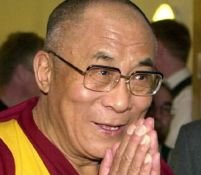 Dalai Lama ameninţă cu demisia din fruntea guvernului tibetan dacă violenţele vor continua