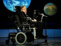 Stephen Hawking: Viaţa extraterestră ar putea exista sub formă rudimentară
